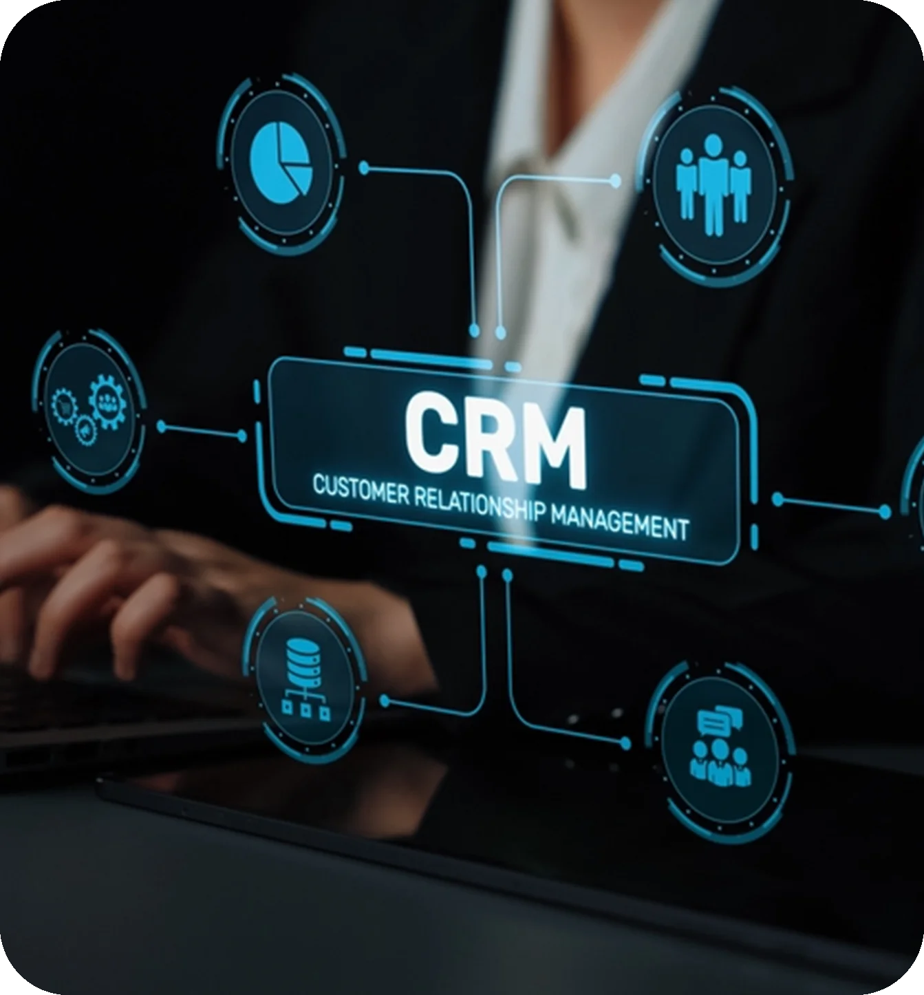 Key Features of the CRM & Lead Analytics Dashboard